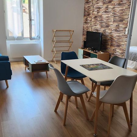 Appartement Tout Confort Vue Sur Les Forts Salins-les-Bains Exterior photo