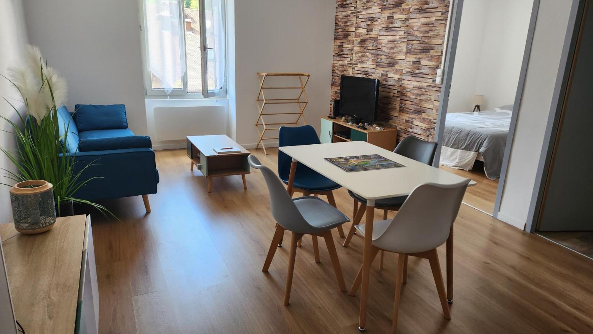 Appartement Tout Confort Vue Sur Les Forts Salins-les-Bains Exterior photo